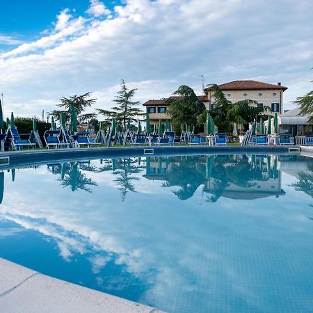 Hotel Villa Sara Mestre Exterior photo